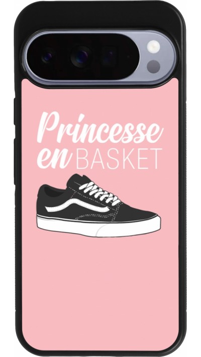 Coque Google Pixel 10 Pro XL - Silicone rigide noir princesse en basket