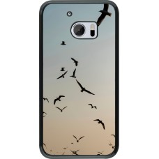 HTC 10 Case Hülle - Autumn 22 flying birds shadow
