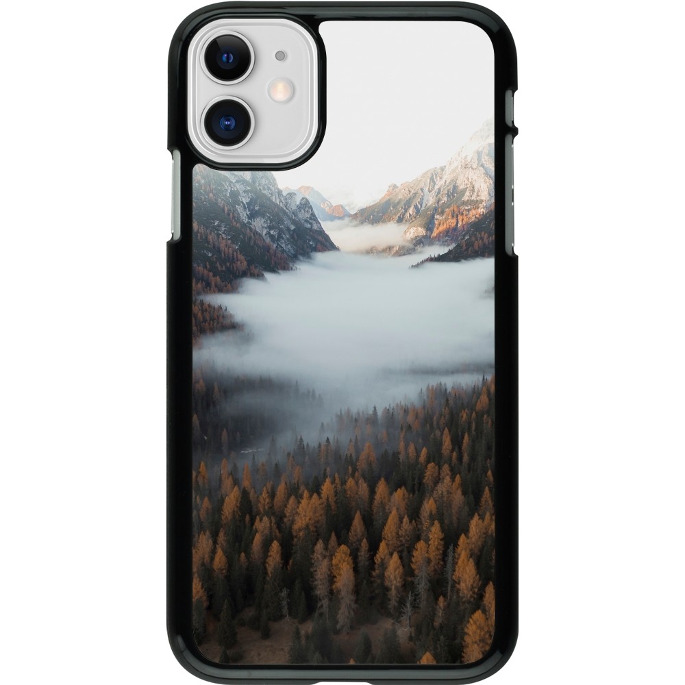 iPhone 11 Case Hülle - Autumn 22 forest lanscape