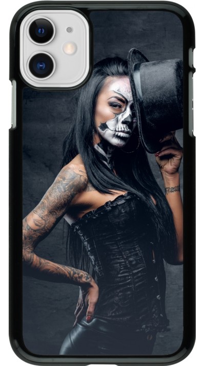 Coque iPhone 11 - Halloween 22 Tattooed Girl