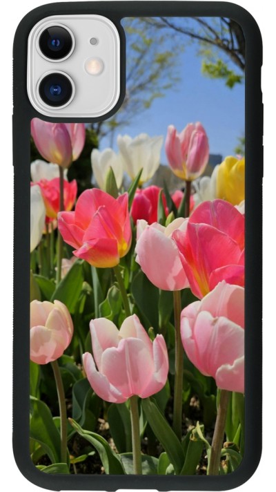 Coque iPhone 11 - Silicone rigide noir Tulips 2026