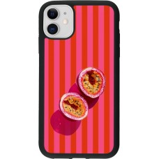 Coque iPhone 11 - Silicone rigide noir Passion fruit Summer 2026