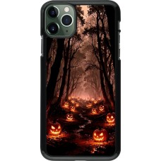 Coque iPhone 11 Pro Max - Halloween 2025 Road of Terrifying Pumpkins