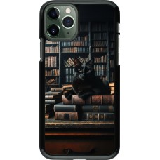 iPhone 11 Pro Case Hülle - Katze Bücher dunkel