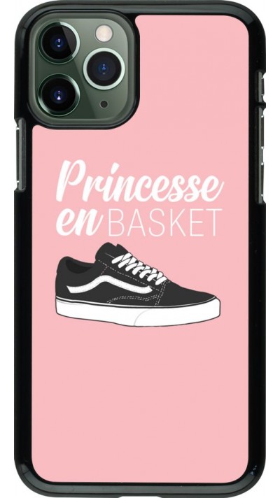 Coque iPhone 11 Pro - princesse en basket