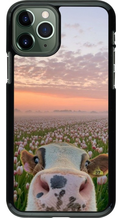 iPhone 11 Pro Case Hülle - Cow with tulips Spring 2026