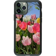 Coque iPhone 11 Pro - Silicone rigide noir Tulips Spring 2026