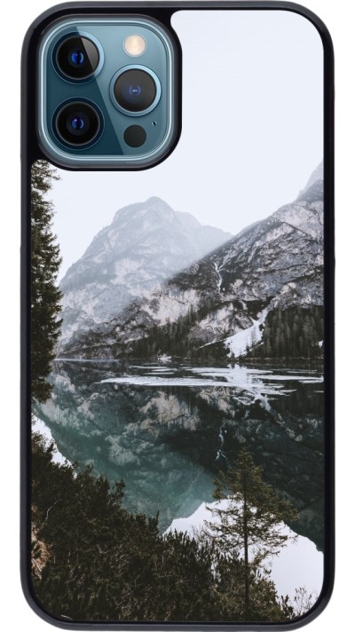 iPhone 12 / 12 Pro Case Hülle - Winter 22 snowy mountain and lake