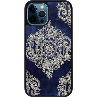 Coque iPhone 12 / 12 Pro - Silicone rigide noir Cream Flower Moroccan