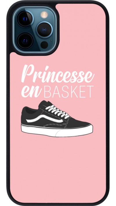 Coque iPhone 12 / 12 Pro - Silicone rigide noir princesse en basket