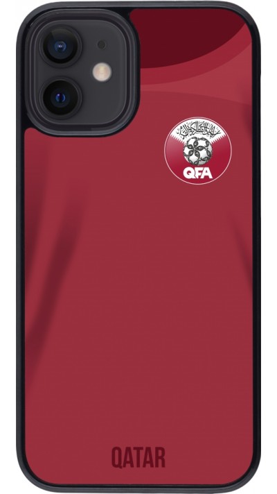Coque iPhone 12 mini - Maillot de football Qatar 2022 personnalisable