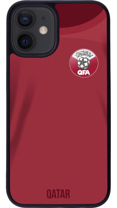 iPhone 12 mini Case Hülle - Silikon schwarz Katar 2022 personalisierbares Fussballtrikot