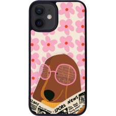 Coque iPhone 12 mini - Silicone rigide noir Dog with newspaper 2026