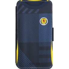 iPhone 13 mini Case Hülle - Wallet schwarz Schottland personalisierbares Fussballtrikot