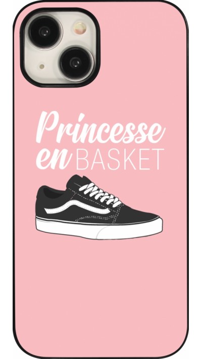 Coque iPhone 15 - princesse en basket