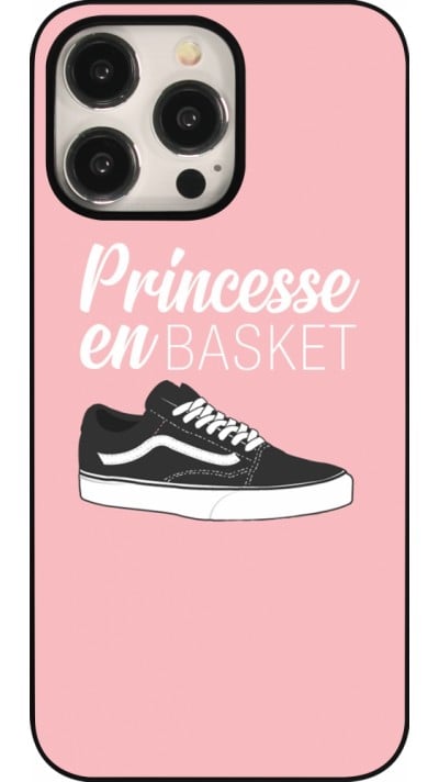 Coque iPhone 15 Pro Max - princesse en basket