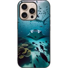Coque iPhone 16 Pro - Silicone rigide noir Manta Lagon Nettoyage