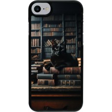 iPhone 7 / 8 / SE (2020, 2022) Case Hülle - Katze Bücher dunkel