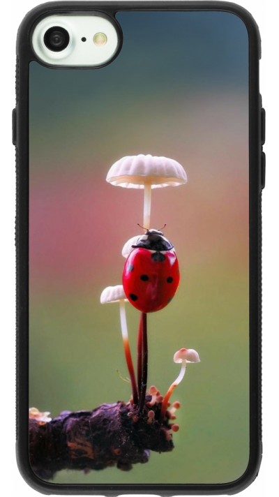 iPhone 7 / 8 / SE (2020, 2022) Case Hülle - Silikon schwarz Ladybird on a mushroom Spring 2026