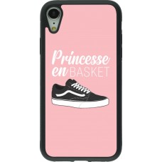 Coque iPhone XR - Silicone rigide noir princesse en basket