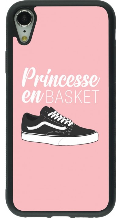 Coque iPhone XR - Silicone rigide noir princesse en basket