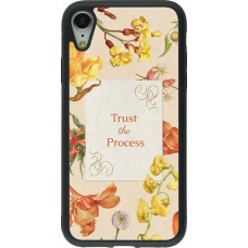 Coque iPhone XR - Silicone rigide noir Trust the process 2026