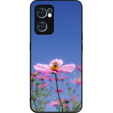Coque OPPO Reno7 5G - Silicone rigide noir Bee on a flower 2026