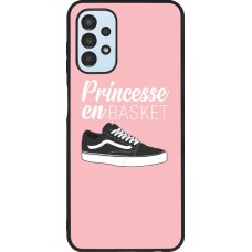 Coque Samsung Galaxy A13 5G - Silicone rigide noir princesse en basket