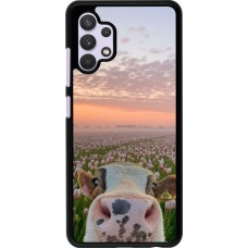 Samsung Galaxy A32 Case Hülle - Cow with tulips Spring 2026