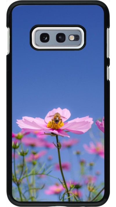 Samsung Galaxy S10e Case Hülle - Bee on a flower Spring 2026