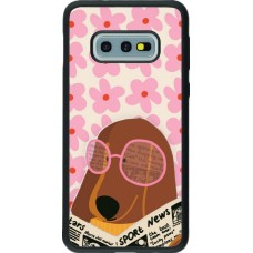 Coque Samsung Galaxy S10e - Silicone rigide noir Dog with newspaper Spring 2026