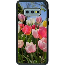 Coque Samsung Galaxy S10e - Silicone rigide noir Tulips Spring 2026