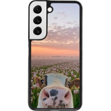 Samsung Galaxy S22 Case Hülle - Cow with tulips Spring 2026