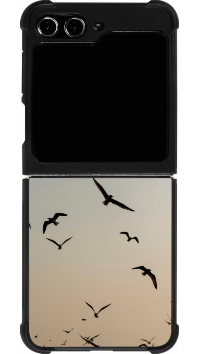 Coque Samsung Galaxy Z Flip5 - Silicone rigide noir Autumn 22 flying birds shadow