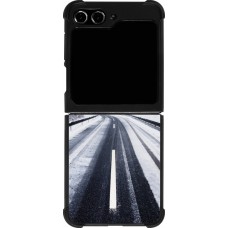 Samsung Galaxy Z Flip5 Case Hülle - Silikon schwarz Winter 22 Snowy Road