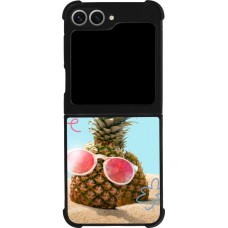 Coque Samsung Galaxy Z Flip6 - Silicone rigide noir Pineapple with glasses Summer 2026