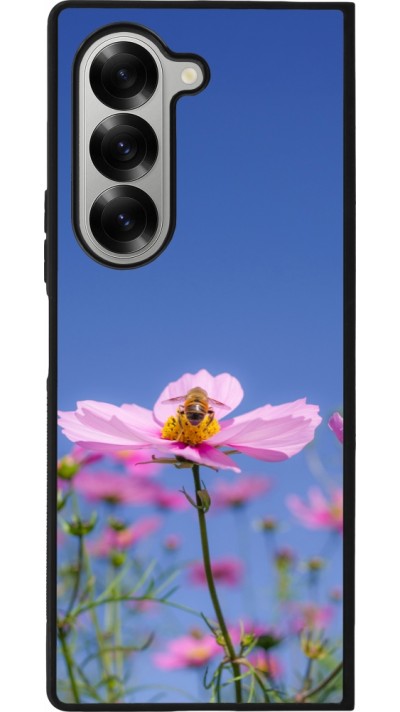 Coque Samsung Galaxy Z Fold6 - Silicone rigide noir Bee on a flower 2026