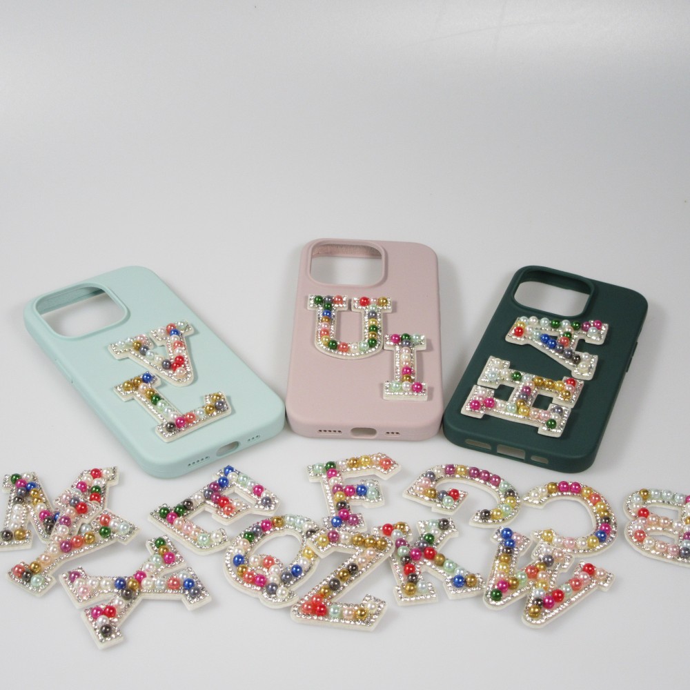 Autocollant sticker pour téléphone/tablette/ordinateur brodé en 3D pearls Rainbow - Lettre P