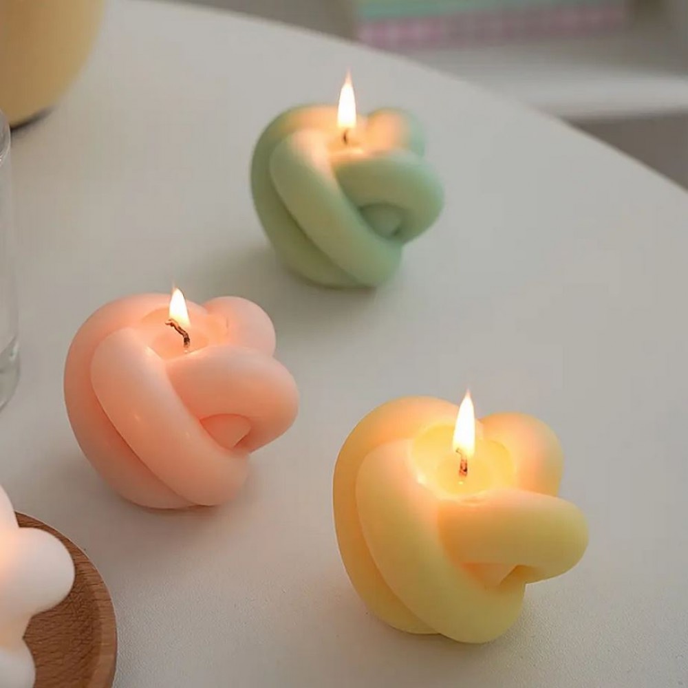 Duftknotenkerze für entspanntes Ambiente - Verknotete 3D Kerzen Form - Weiss
