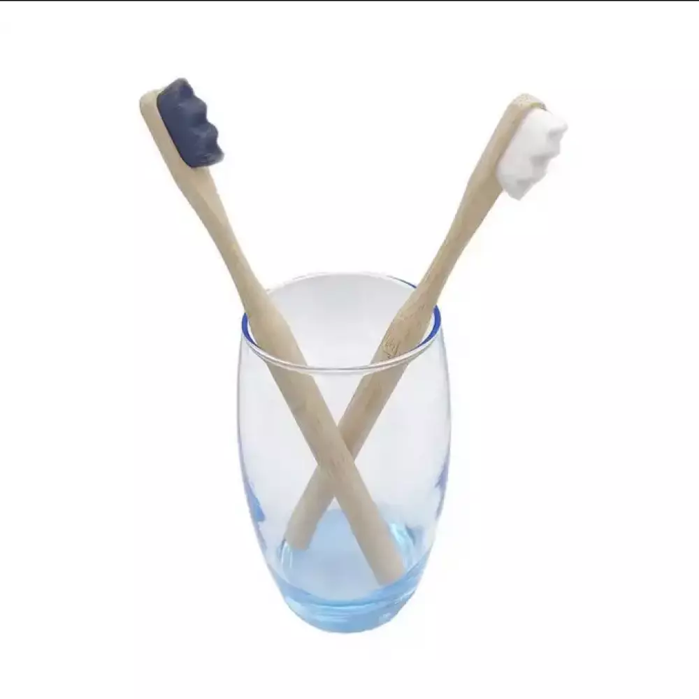 Brosse à dents eco bois avec Nano poils Bamboo eco-friendly toothbrush - Blanc