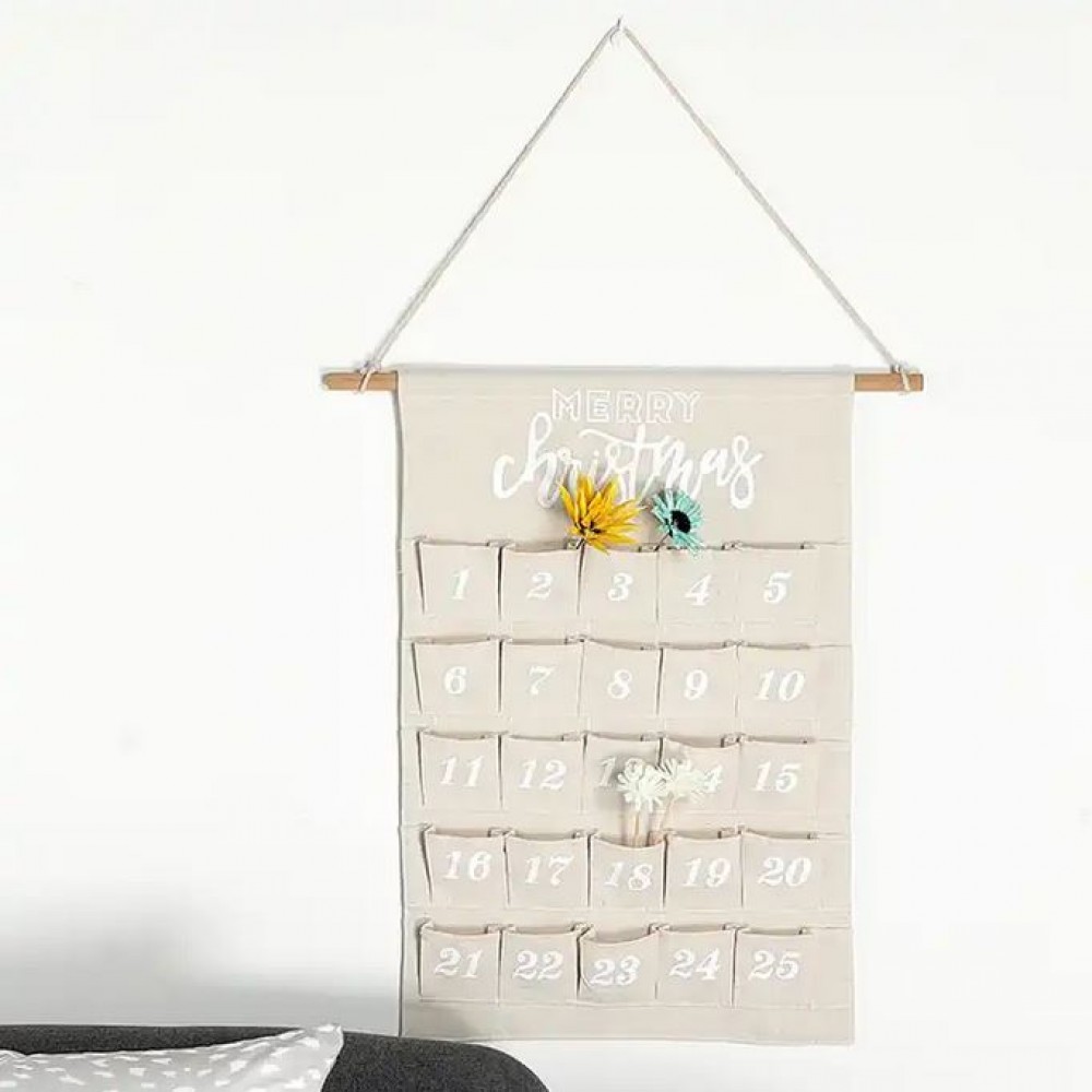 Adventskalender Merry Christmas mit Taschen 1 bis 24 aus Stoff zum Aufhängen