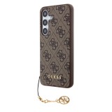 Samsung Galaxy S24+ Case Hülle - Guess Leinwand Kunstleder Monogramm goldenen Metall-Logo mit Charm Anhänger - Braun