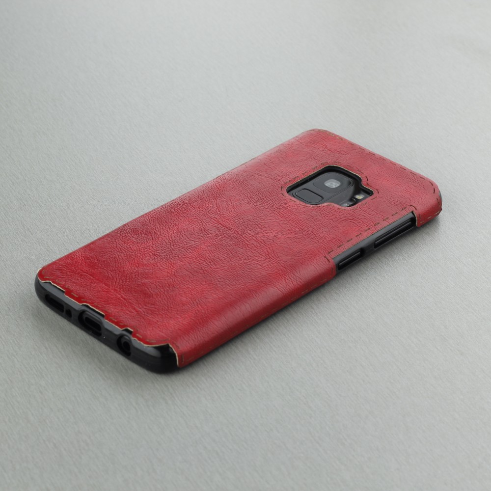 Hülle Samsung Galaxy S9+ - Leather Dashed - Rot