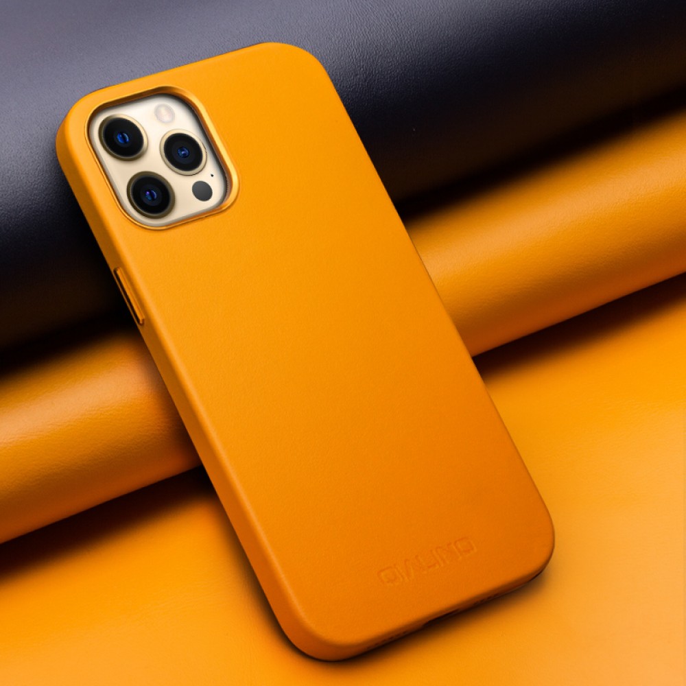 Coque iPhone 12 mini - Qialino cuir véritable (compatible MagSafe) - Orange