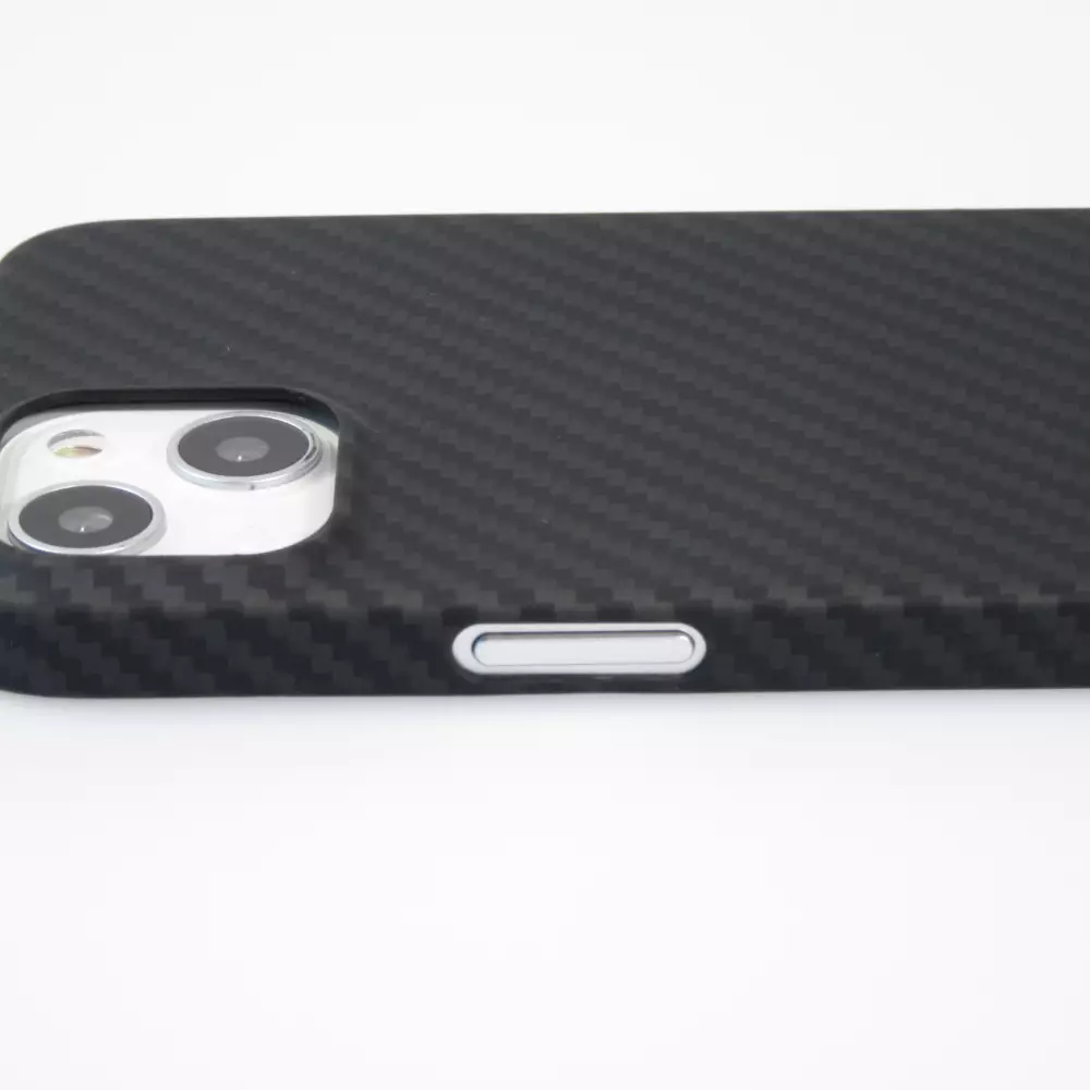 iPhone 16 Plus Case Hülle - Carbomile Schutzcase aus echtem Aramid Carbonfaser - Schwarz