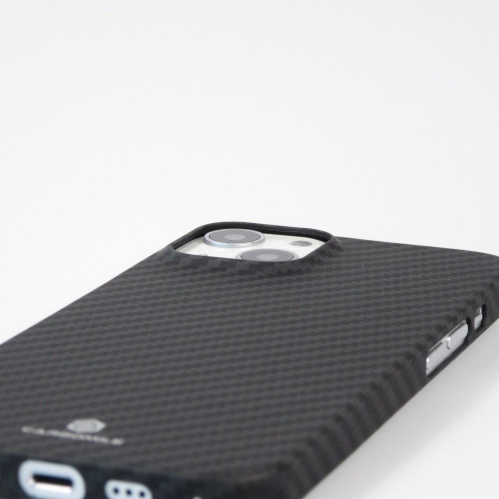 Coque iPhone 13 - Carbomile case de protection en fibre de carbone aramide véritable - Noir