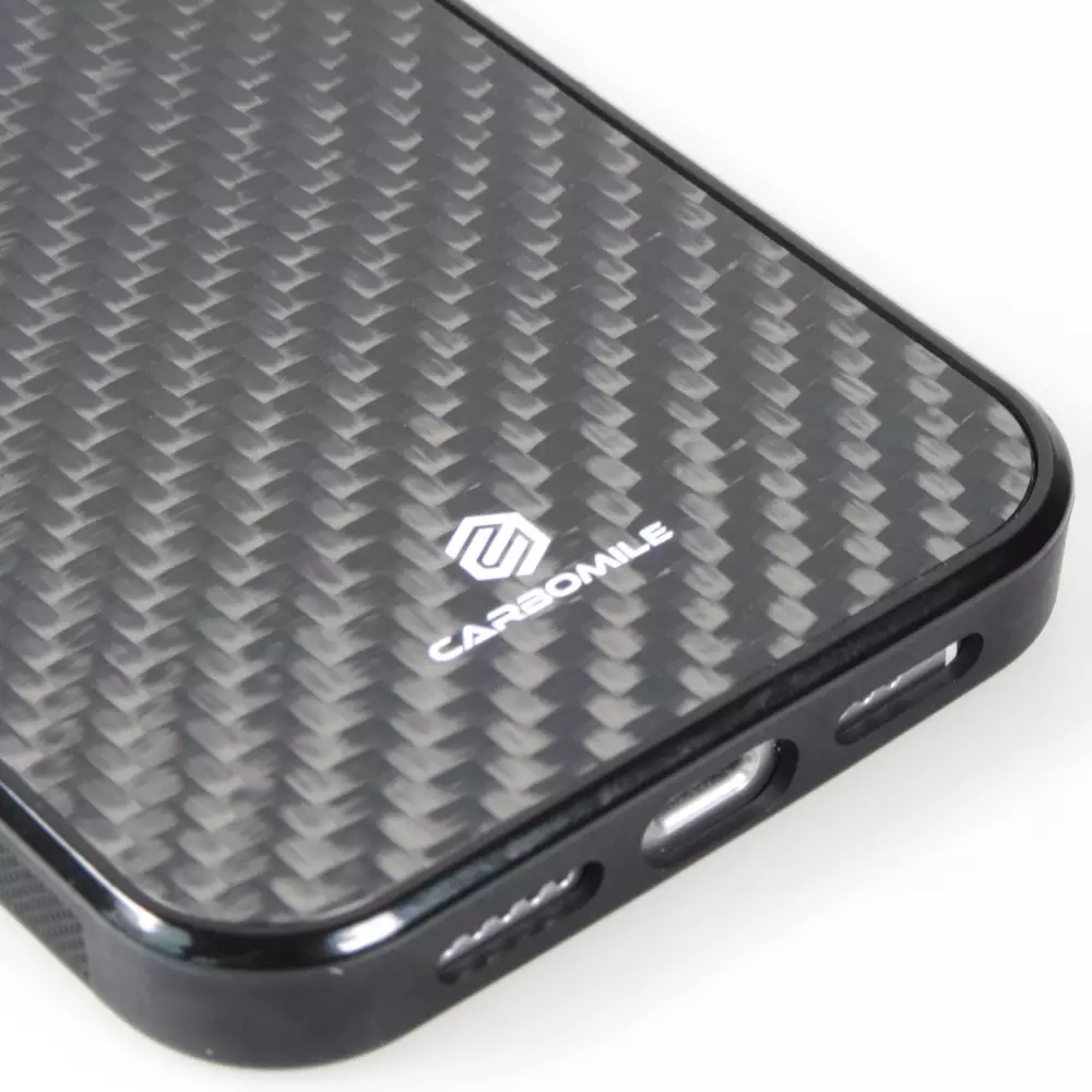 iPhone 16 Plus Case Hülle - Carbomile Carbon Fiber (Kompatibel mit MagSafe)