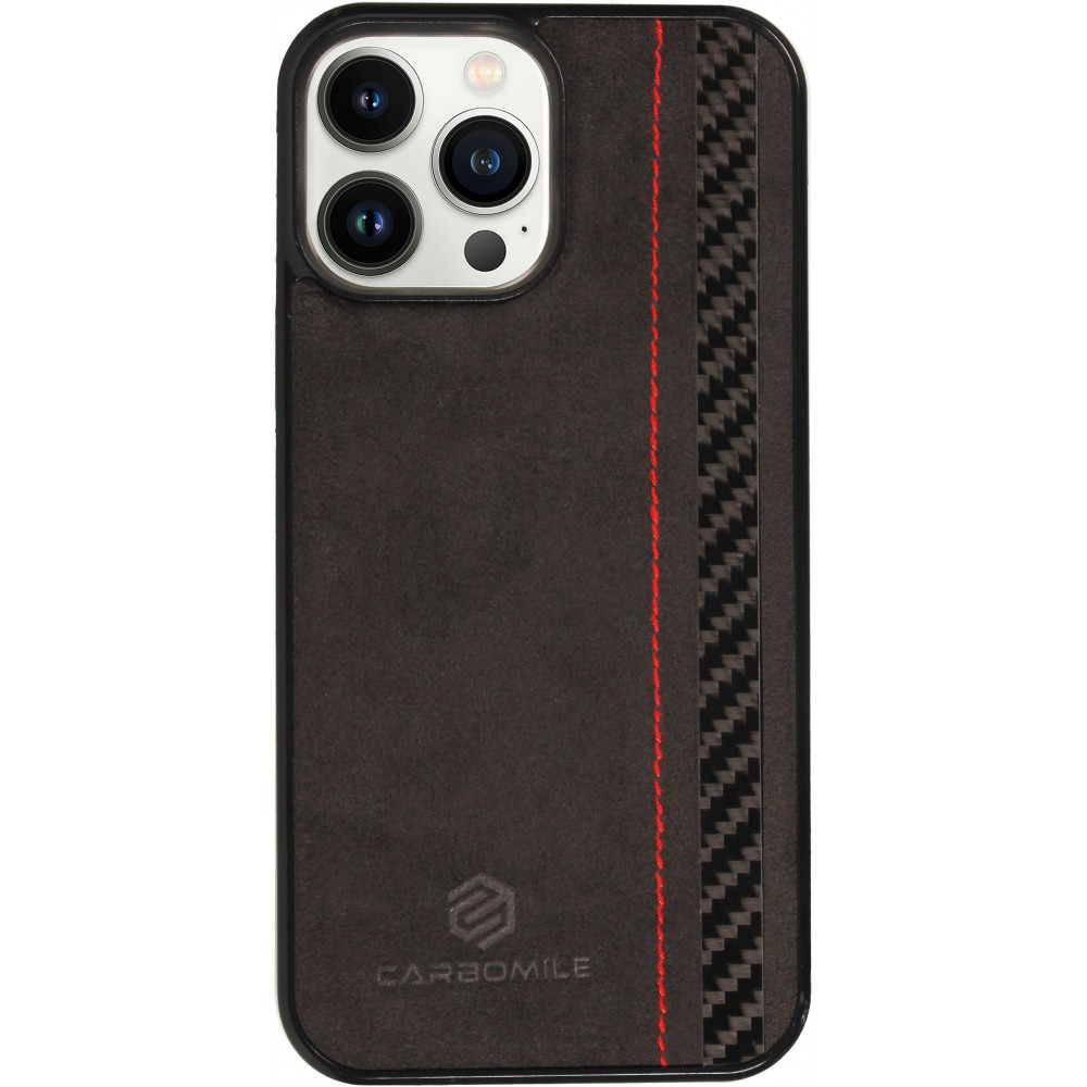 Coque iPhone 14 Pro Max - Carbomile alcantara et carbone avec surpiqûres rouges (compatible MagSafe)
