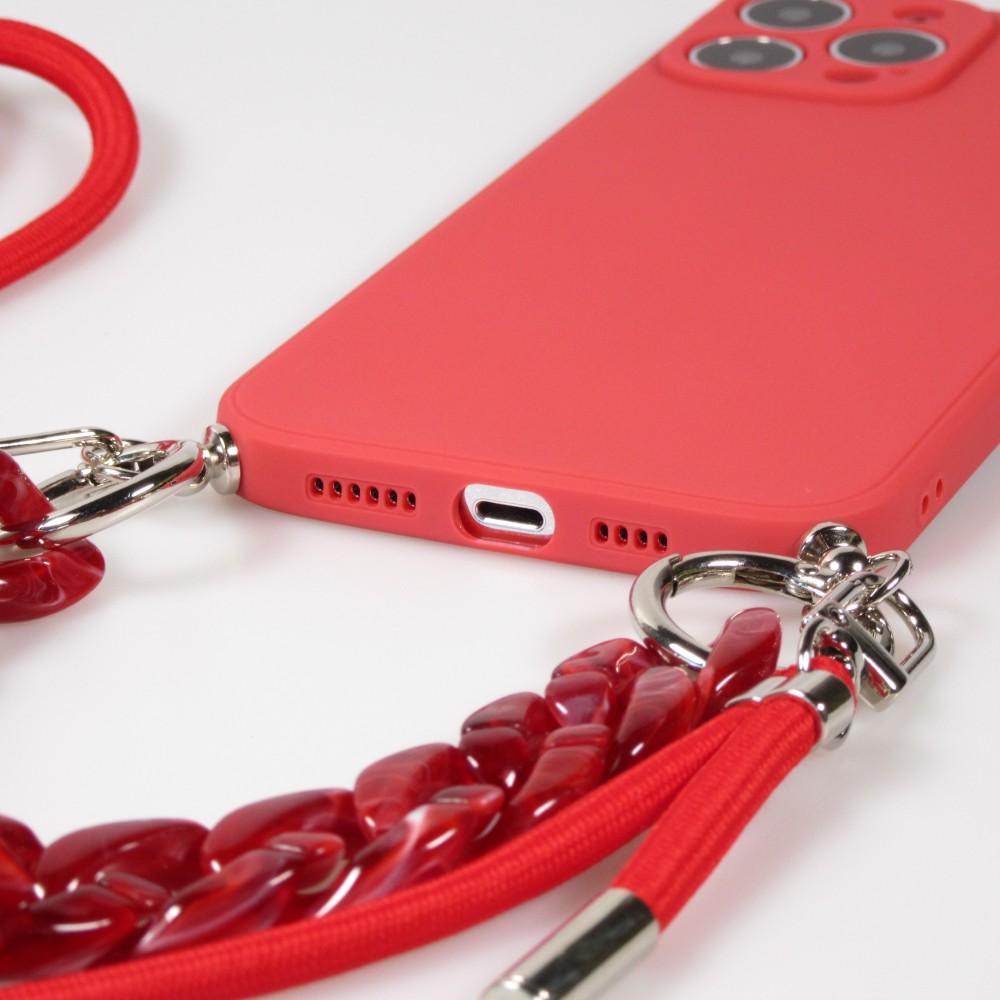 Coque iPhone 13 Pro Max - Gel silicone avec corde collier & chaîne de pierre décorative - Rouge