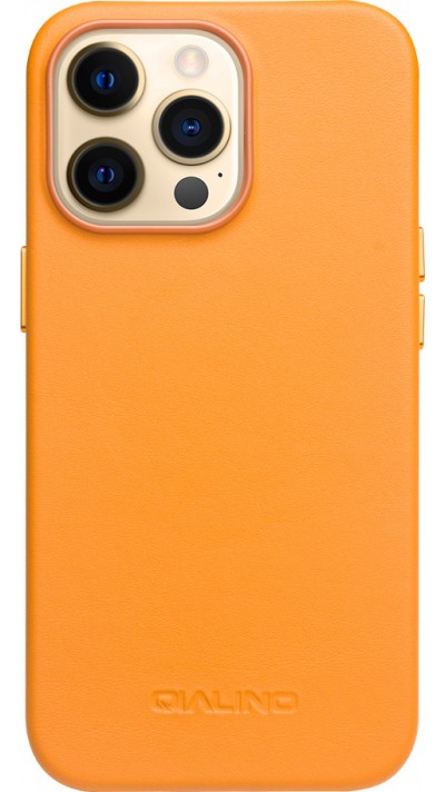 Coque iPhone 14 Pro Max - Qialino cuir véritable (compatible MagSafe) - Orange